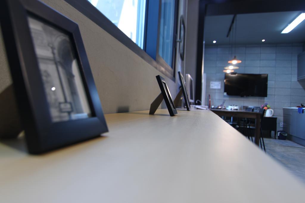 24 Guesthouse Garosugil - Gangnam Сеул Екстер'єр фото