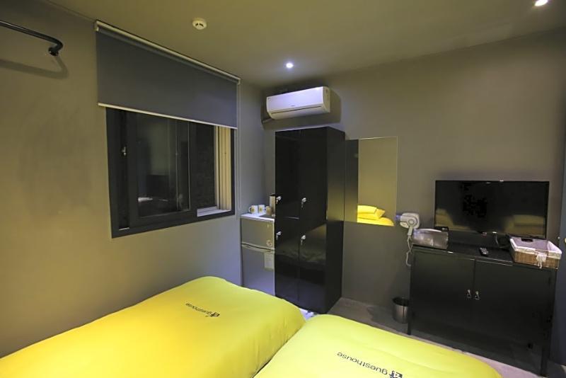 24 Guesthouse Garosugil - Gangnam Сеул Екстер'єр фото